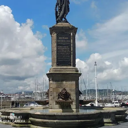 Moderno En El Centro. El Carmen Wifi Gijón